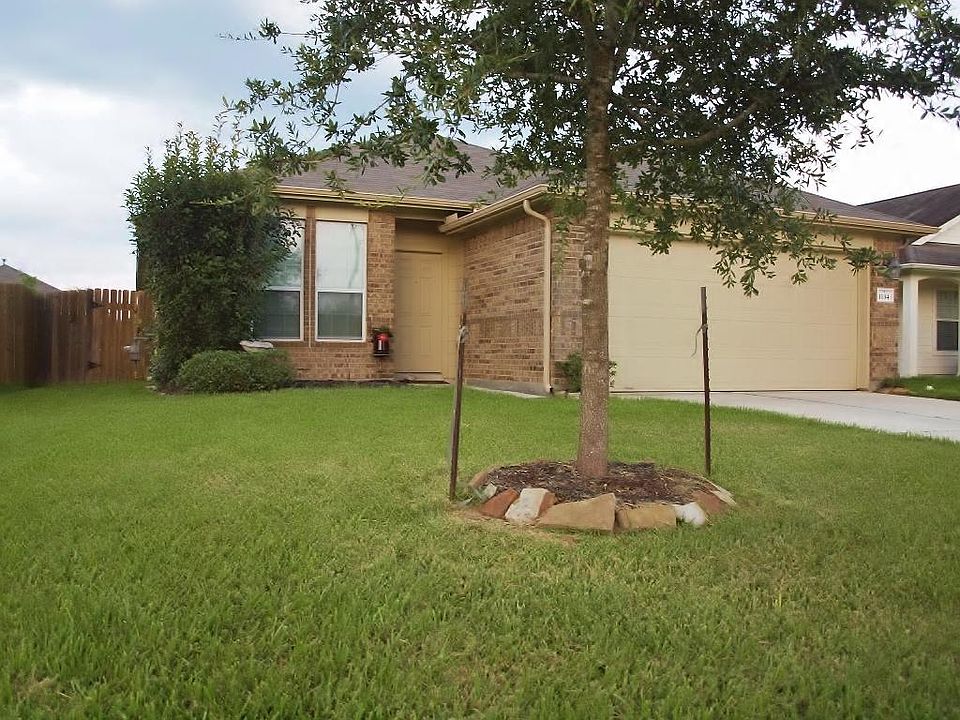 1134 Escambia Way - This three bedroom two bath family home with two car garage awaits you!