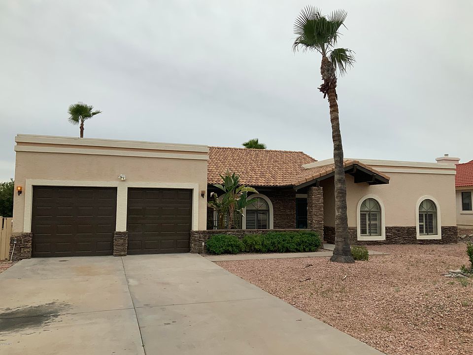 1st image of 16233 E Montrose Dr