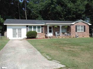1 Brighton Ln, Taylors, SC 29687