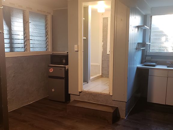 5th image of 2304 Makanani Dr #A