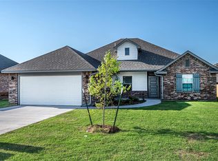 705 Black Mesa Ct, Yukon, OK 73099