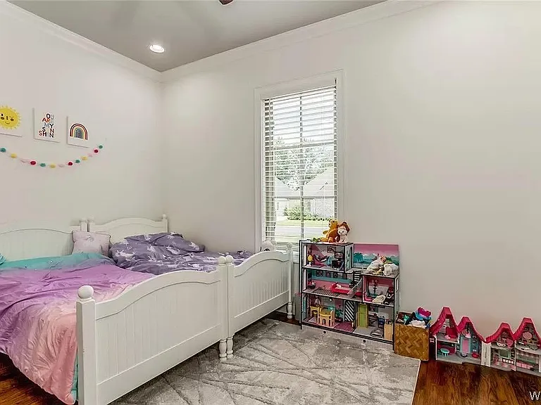 830 Arundell St — Photo 18