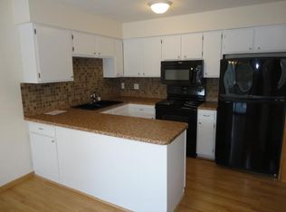 12469 Drake St NW, Coon Rapids, MN 55448