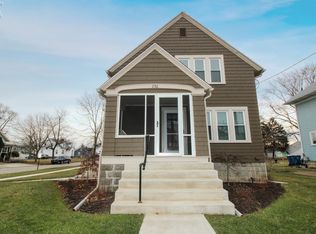 730 E 2nd St, Pt Clinton, OH 43452