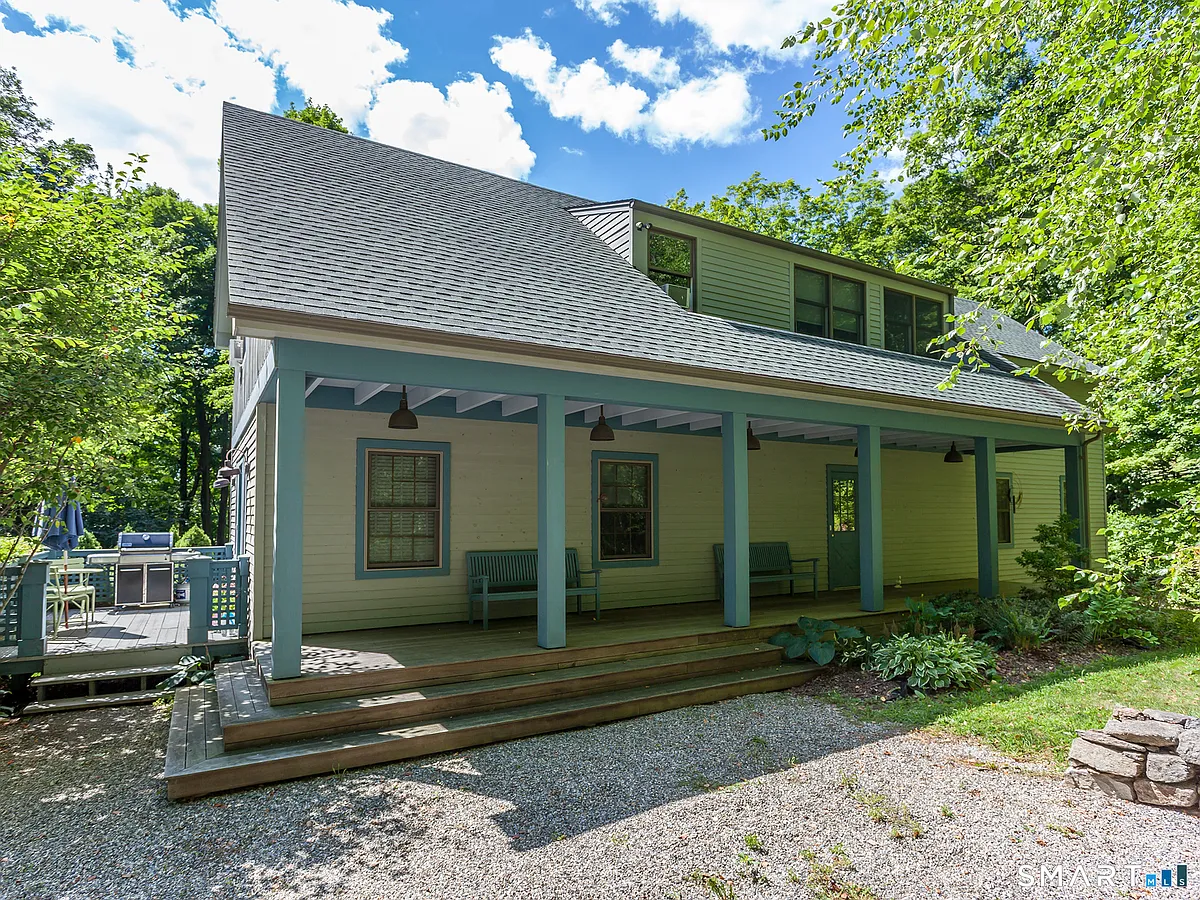 Building Photo - 68 Hopkins Rd