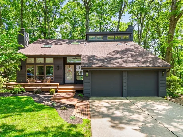 2336 Saddle Dr, Allison Park, PA 15101