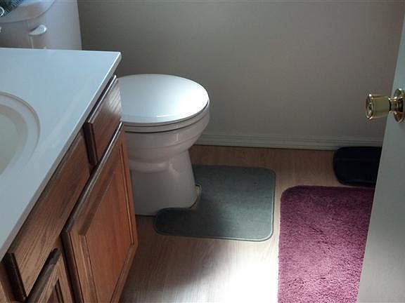 5th image of 2048 E Schumacher St
