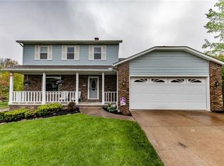 7590 Parkside Dr, Parma, OH 44130