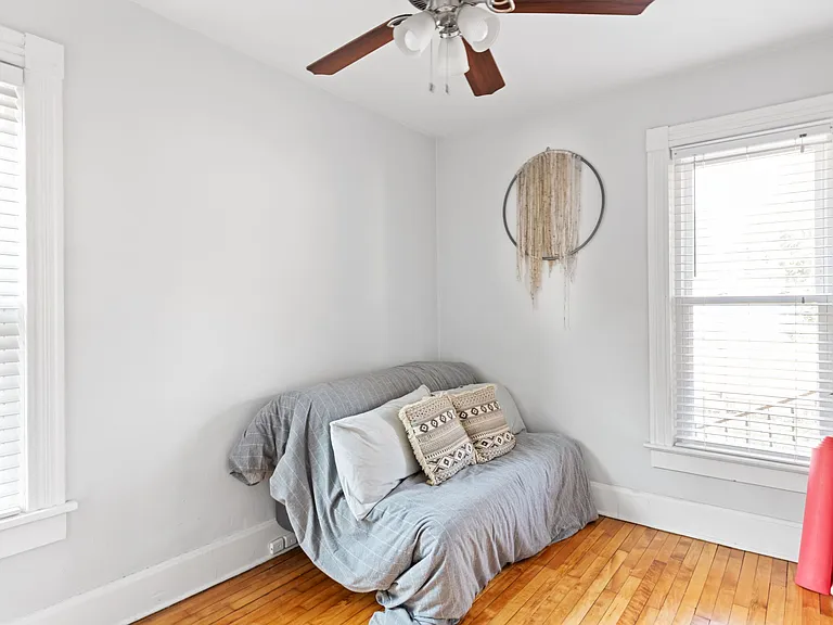 618 Van Buren St NE #1 — Photo 12
