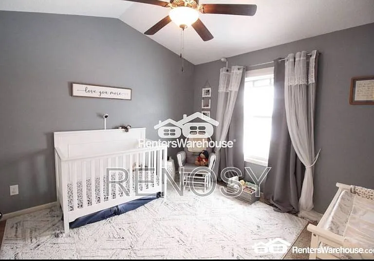 165 SE Pleasant View Dr — Photo 11