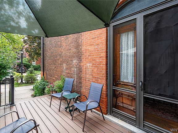 5th image of 55 Whitney Pl