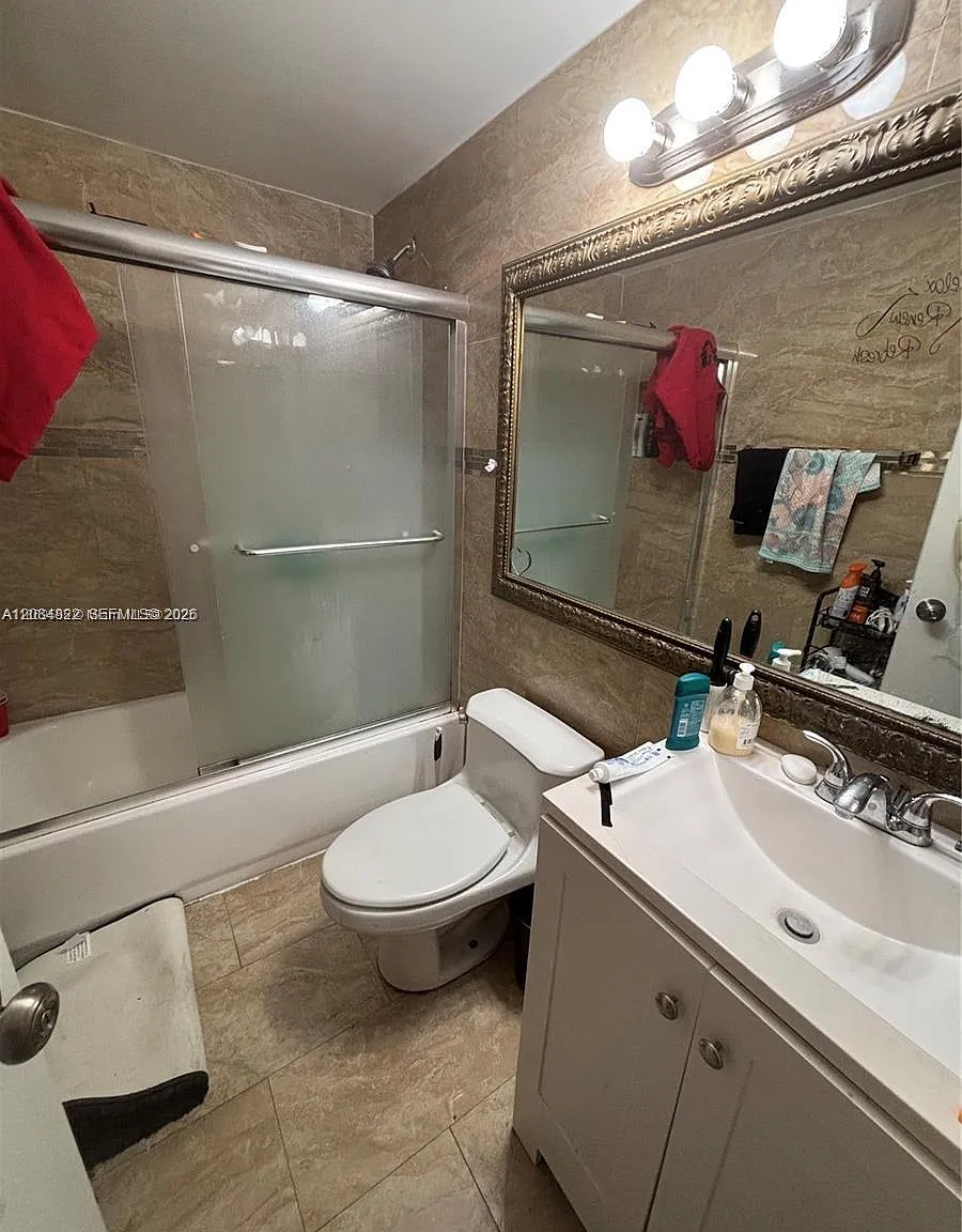 Golden Gate Apartments Co — Photo 3