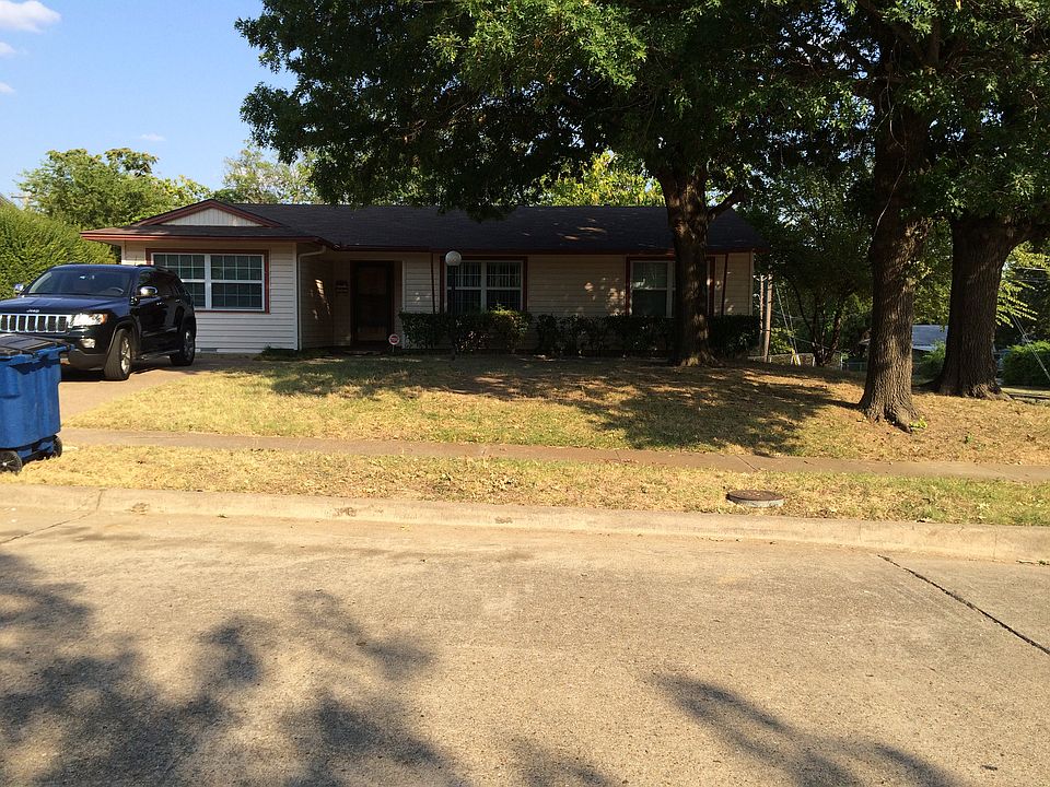 1st image of 12206 Dandridge Dr