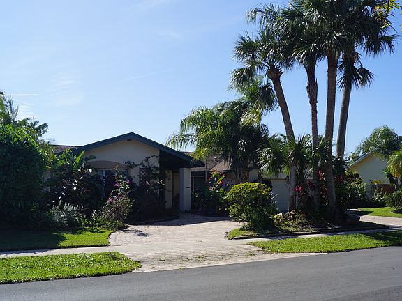 2nd image of 9330 NW 17th St