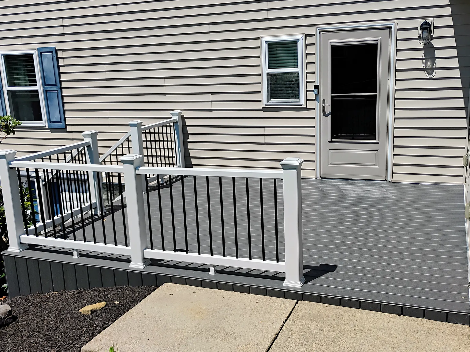 3 bed, $1,350 — Photo 2