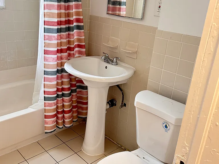 185 Goldsmith Ave #2 — Photo 3