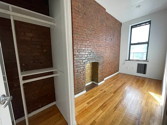 Rented by Best Apartments North Inc | media 18