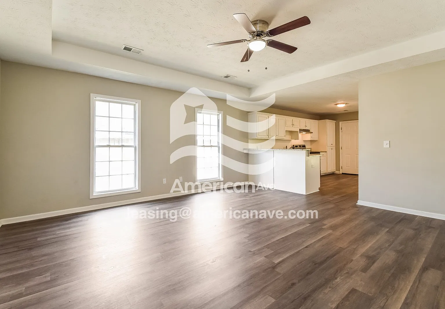 3 bed, 2.0 bath, 1348 sqft, $1,397 — Photo 3