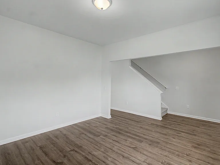 147 Enclave Way — Photo 3