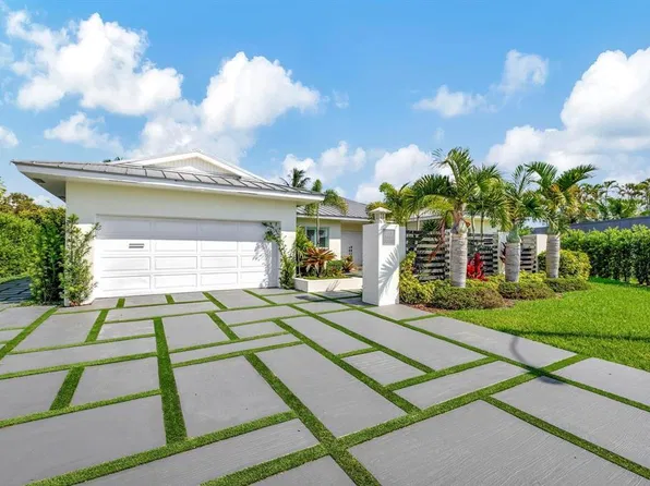4907 Holly Drive, Tamarac, FL 33319