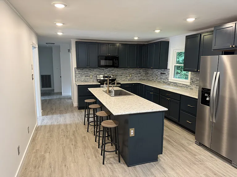705 White Oak Dr — Photo 9
