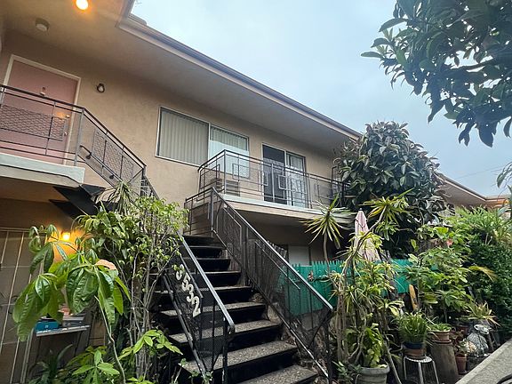5th image of 3532 Vinton Ave APT 5