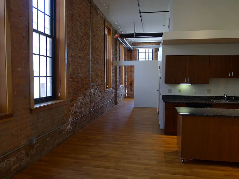 The Lofts at New Amsterdam — Photo 59