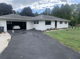 13565 W Cold Spring Rd, New Berlin, WI 53151