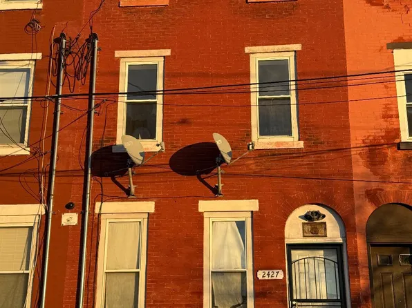 2427 N 10th St #B, Philadelphia, PA 19133