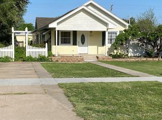 805 S Jackson St, Hugoton, KS 67951