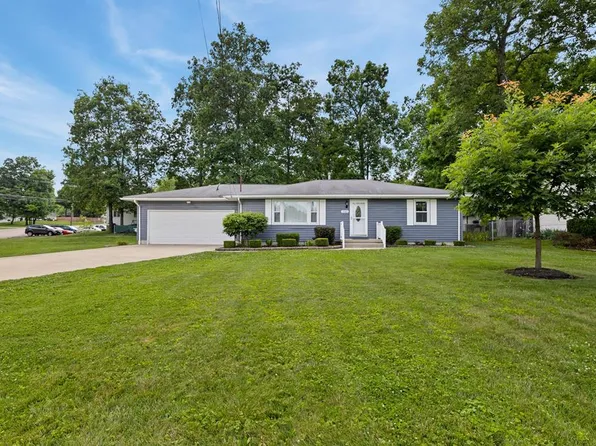 1085 Oakdale Dr, Mansfield, OH 44905