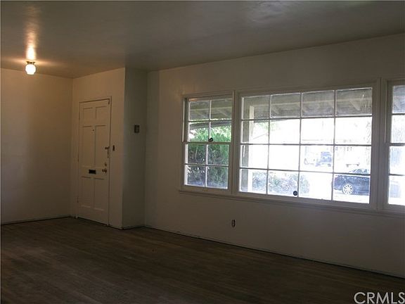 3rd image of 2034 Nichols St