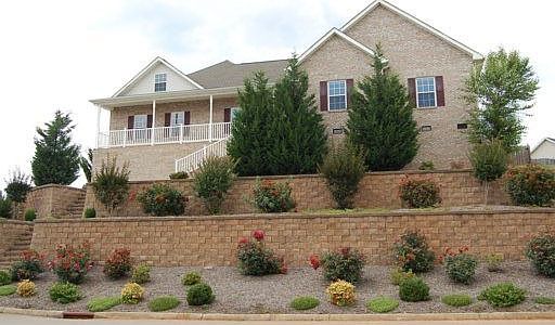 3rd image of 2112 Country Brook Ln