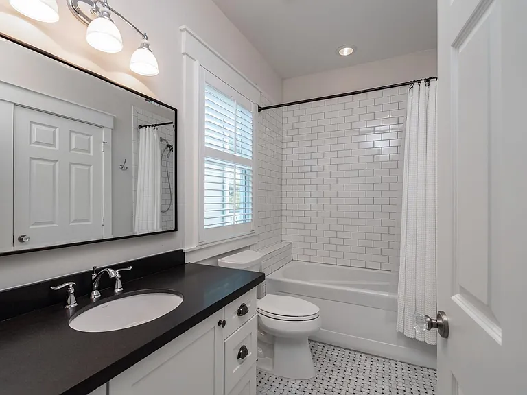 734B Allston St — Photo 23