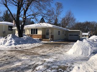 501 4th St NE, Waseca, MN 56093