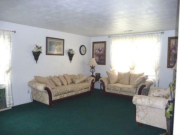 2nd image of 4556 Picasso Dr