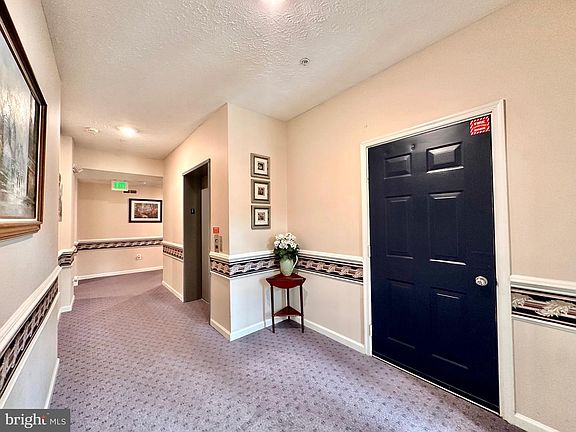 5th image of 105 Sunshine Ct Unit K