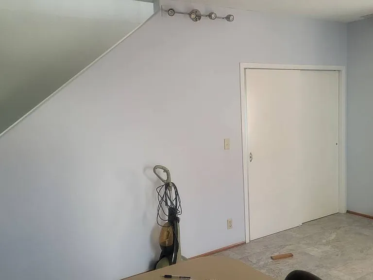 7842 Barton Dr — Photo 2