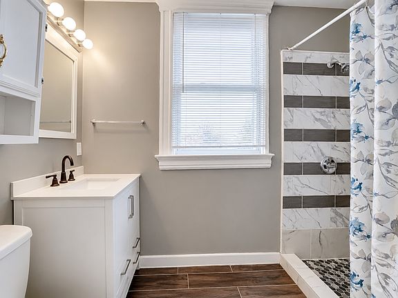3rd image of 1609 Ruth Ave