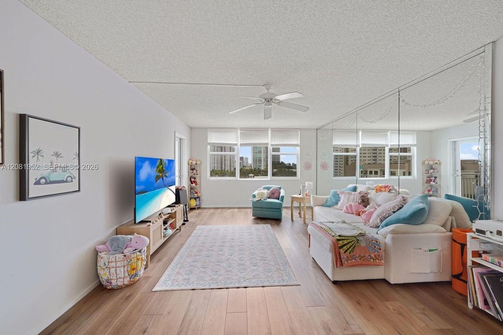 201 N Ocean Blvd APT 801, photo 3