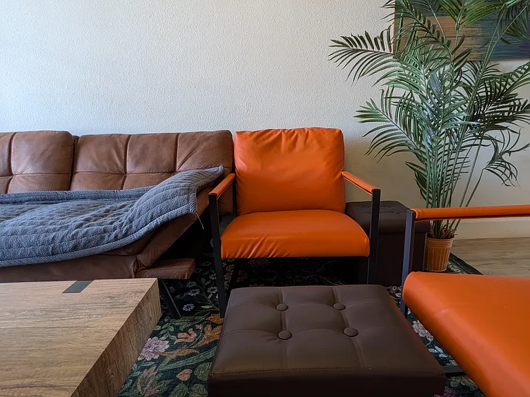 2035 E Cornell Dr — Photo 28