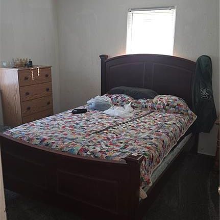 5th image of 300-302 Hazel St