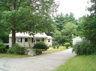 70 Pike St, Tewksbury, MA 01876