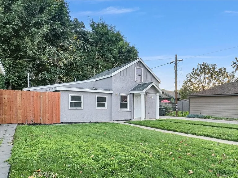 354 E Culver Ave — Photo 13