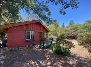 381 Vista Ln, Sugarloaf, CA 92386