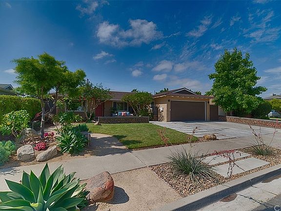 2nd image of 5642 Placer Ave