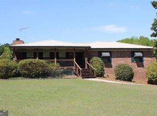 426 Winder Hwy, Loganville, GA 30052