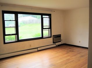 205 Sunny Meade Ln #2, Madison, WI 53713