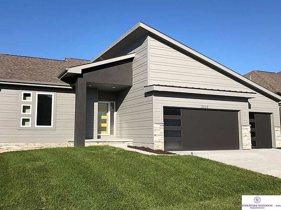 3rd image of 2613 N 167th Ave