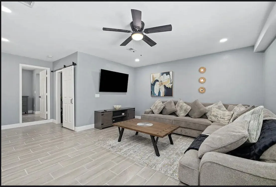 4 bed, 1550 sqft, $3,000 — Photo 4